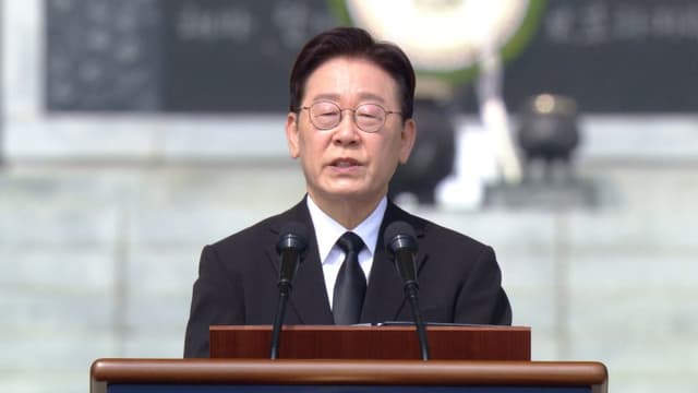 李 "평화가 민생, 최고의 안보"… "한·미동맹 과도한 의존 금물" 전작권 조속 회복 천명