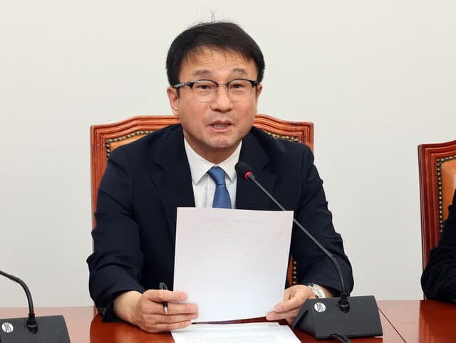 한병도 "김부겸 박근혜 방문 존중하지만...명예회복 조치 없다"