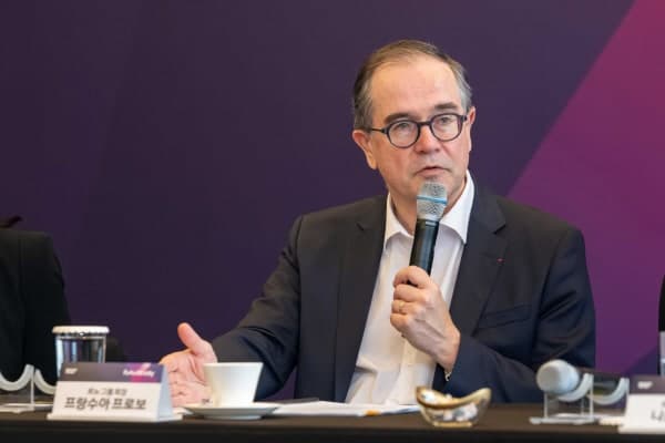 프로보 르노그룹 회장 "한국, D·E 세그먼트 글로벌 핵심 허브…전기차 생산 고려"