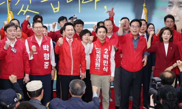 장동혁 "갈등·분열 씨앗 뿌린 사람 아닌 박민식이 보수 재건해야"