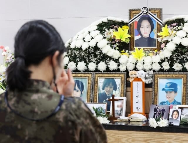 故 이예람 중사 유족, 사망보험금 소송 1심 승소…법원 "청구권 유효"